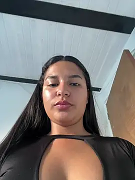 AbbyRousee: διαδικτυακό σόου στην κάμερα