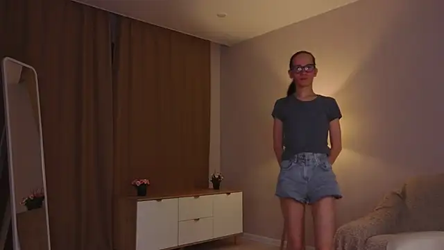 Chatroom XXX en direct de BettyBrowni