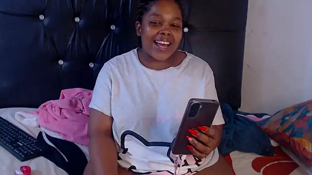 BigbootyNickyx's Live XXX Chat