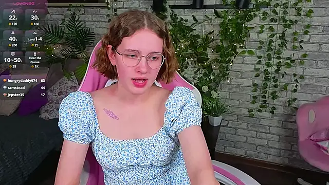 Mia_Mooore Chat XXX in diretta