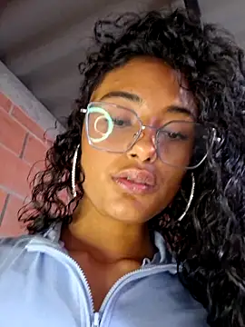 morocha231's Live XXX Chat