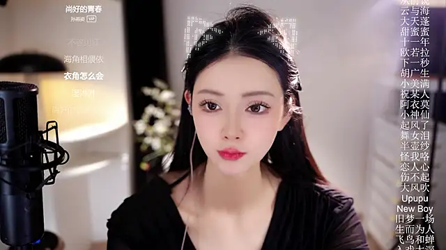 Ocean--Lili – Live XXX-chat