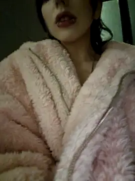 _Alice_0-0: απευθείας συνομιλία ΧΧΧ