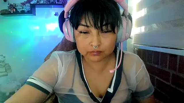 Shaddycute_ Chat XXX in diretta