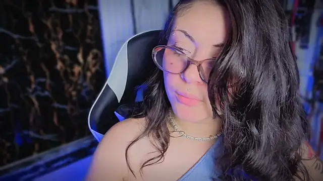 Guxplo_ – Live XXX-chat