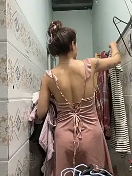 Chat +18 de __BabyShowPublic__ ao vivo