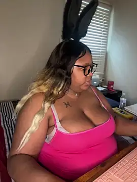 Chocolatebunnyxx96's Live XXX Chat