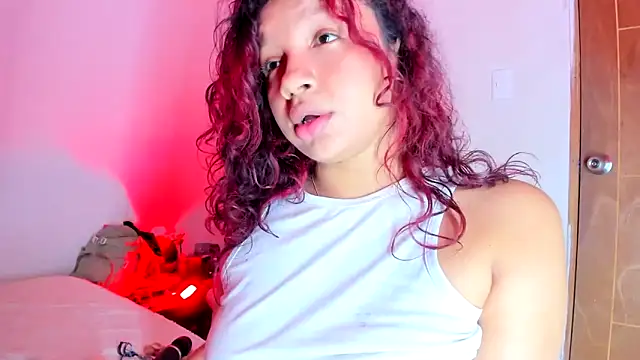 دردشة Emily_Coper18 الجنسية المباشرة