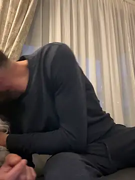 Michel_huge Webcam Show