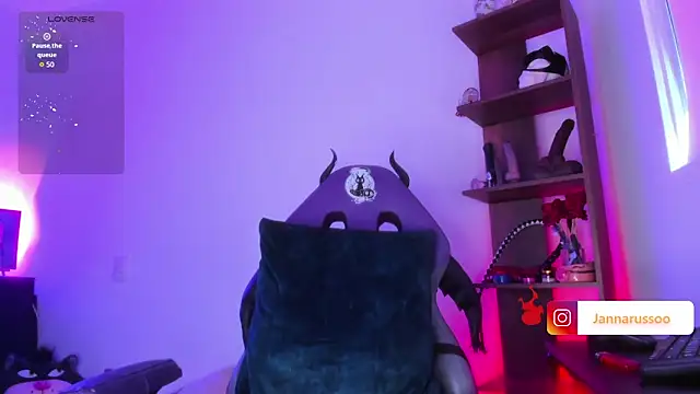 دردشة EmmaRusso الجنسية المباشرة