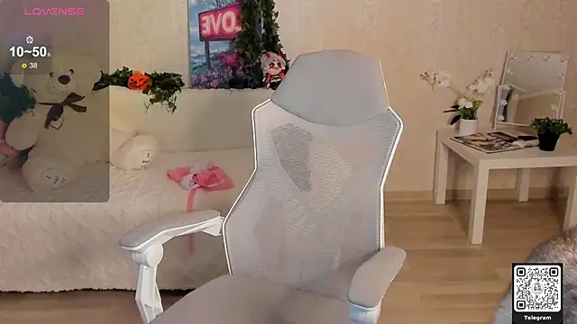 Akemila's Live XXX Chat