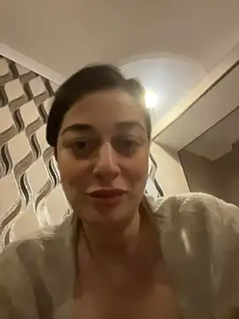 دردشة _AnChous_ الجنسية المباشرة