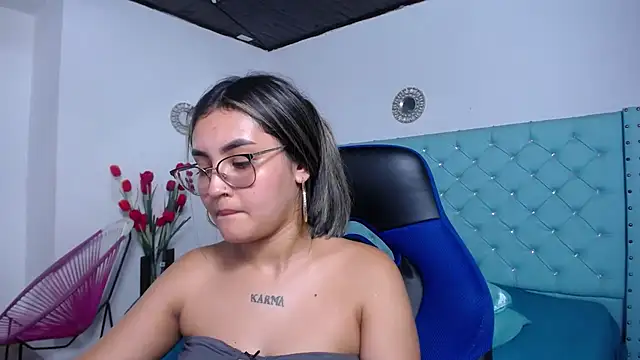 kathe-mills235's Live XXX Chat