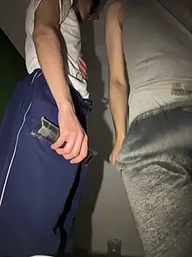 Вебкам-шоу HitShelf