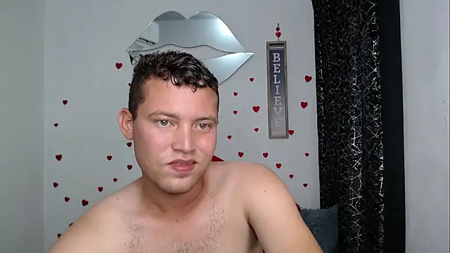 عرض كام sven_fox723