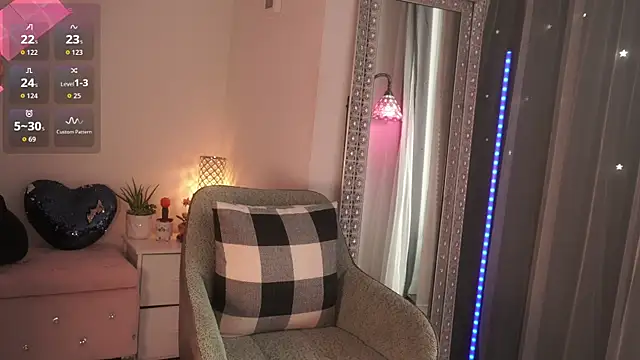 Czat XXX na żywo – Mysticxkitty