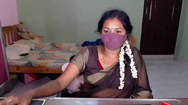 HotGulabi Chat XXX live