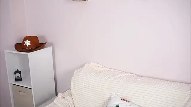 SunnivaCovil লাইভ XXX চ্যাট