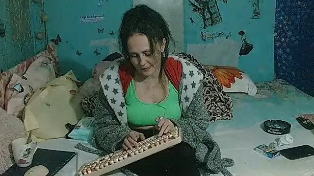 brighteyes77のライブXXXチャット