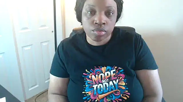 Sexymona1218のライブXXXチャット