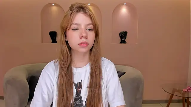 TiffannySins' Live XXX Chat