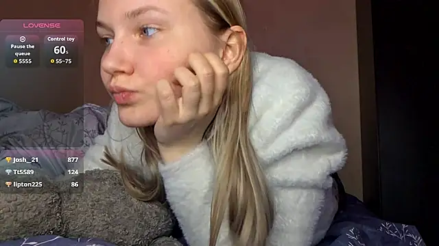 Chat XXX en directo de KarinRobertson