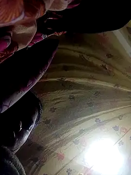 Sexy-Aliya Chat XXX in diretta