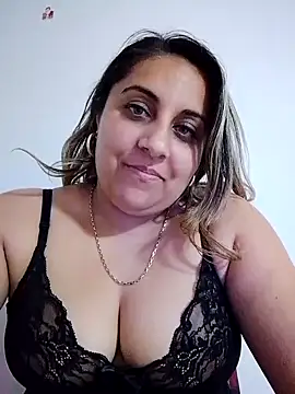 Show modela I_amXenox na web-kameri