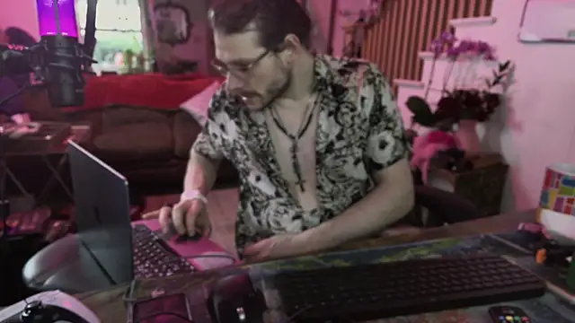 Show de MasterDaddyCool na webcam