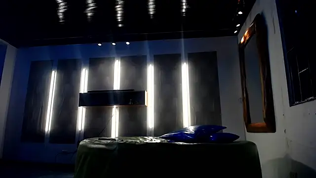 KOBAYASKYX 网络视讯表演