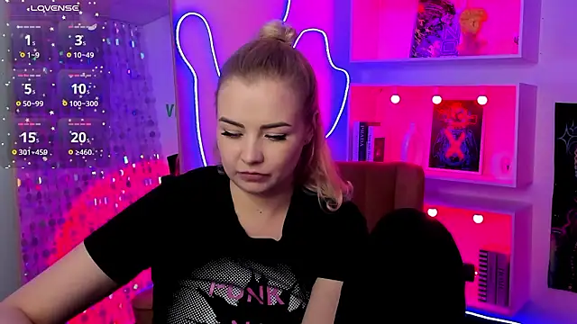 StephanieSweety Chat XXX in diretta