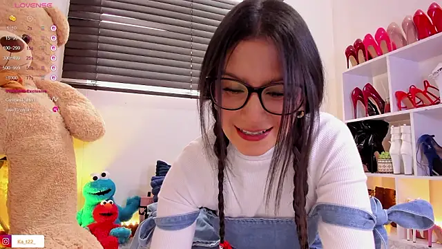 Chat +18 de kariina__22 ao vivo