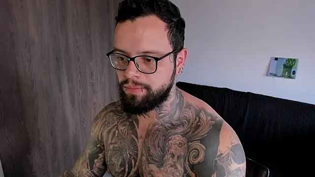 Chat +18 de natevillage ao vivo