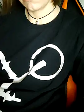 Aashikalaa's Live XXX Chat