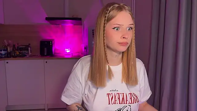 دردشة lisa_barbie الجنسية المباشرة