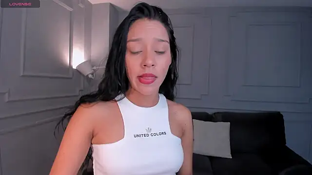 دردشة AmaliaCrus الجنسية المباشرة