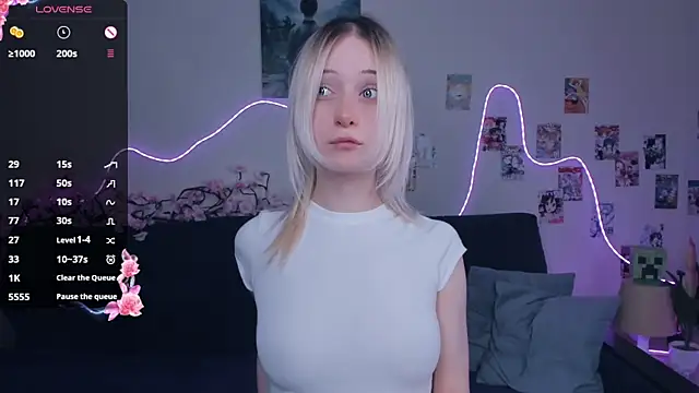 Megan--chann Live XXX chat