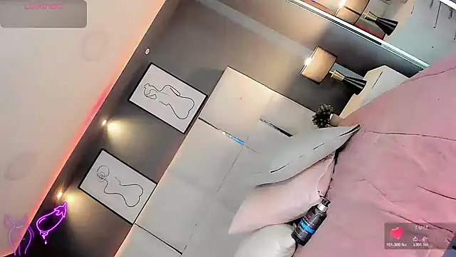 Nikita_Dragun_777のライブXXXチャット