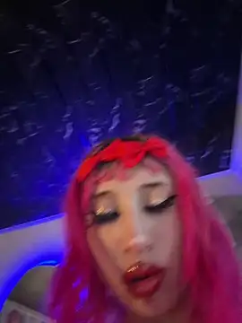 Živý XXX chat Maaddy_LS