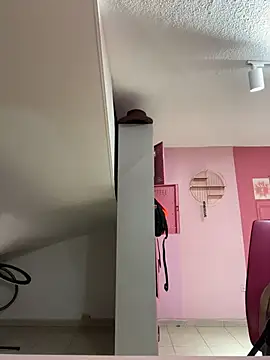 ThePrettyTiana: απευθείας συνομιλία ΧΧΧ