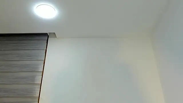 bella_hadid1_: онлайн-секс-чат