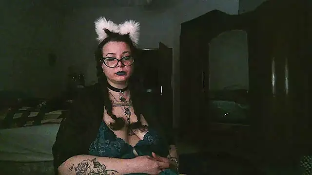 دردشة AliceBehind الجنسية المباشرة