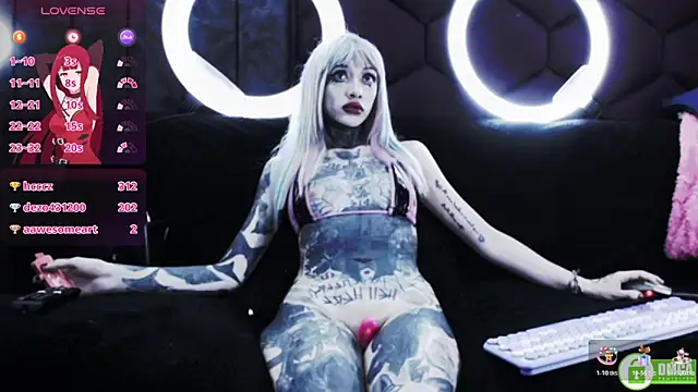 TyphoidMary's Live XXX Chat