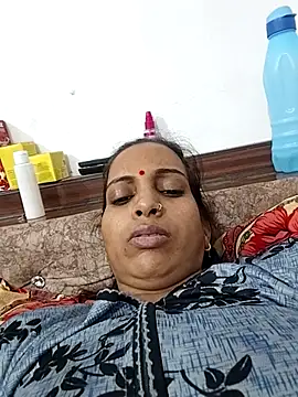 Chat +18 de Sexy-Kavya2 ao vivo