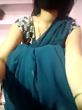 Your_Favourite_Madhuri Adlı Modelin Web Kamerası Şovu