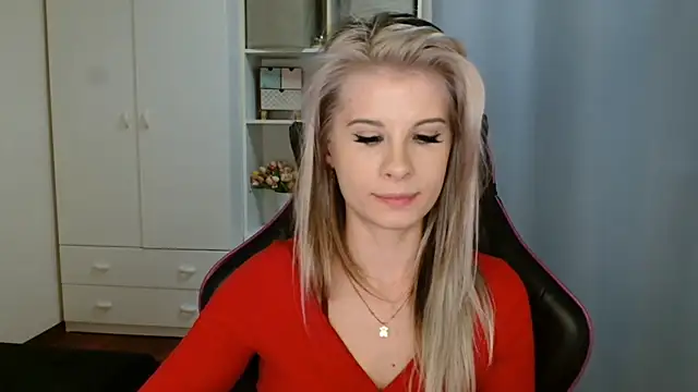 دردشة KristineGlow الجنسية المباشرة