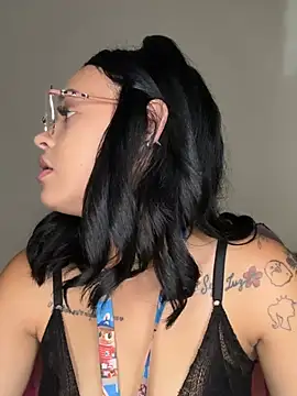 دردشة Lylyyy01 الجن سية المباشرة