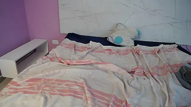 Chat +18 de KiimPorter ao vivo