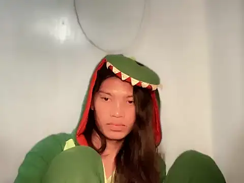 Yourgoddess_jayve: διαδικτυακό σόου στην κάμερα