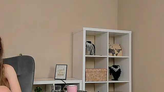 عرض كام RavenBlisss